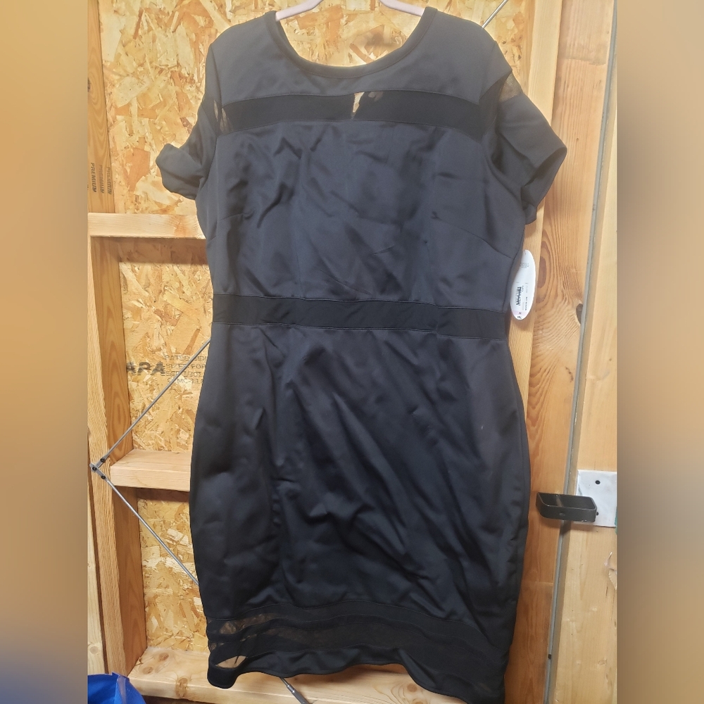 Boutique NWT Elegant Black Dress Womans Size 2X‎